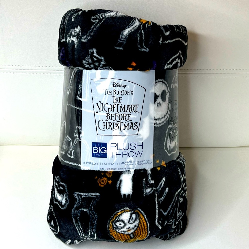 Disney Nightmare Before Christmas Plush Oversized Throw 5’ x 6’